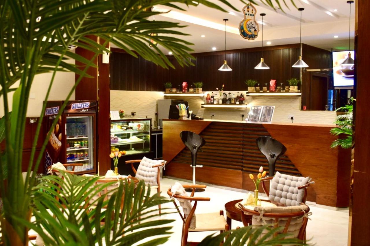 Aral Hotel Apartments Tabuk Exteriér fotografie