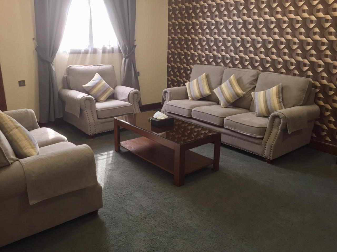 Aral Hotel Apartments Tabuk Exteriér fotografie